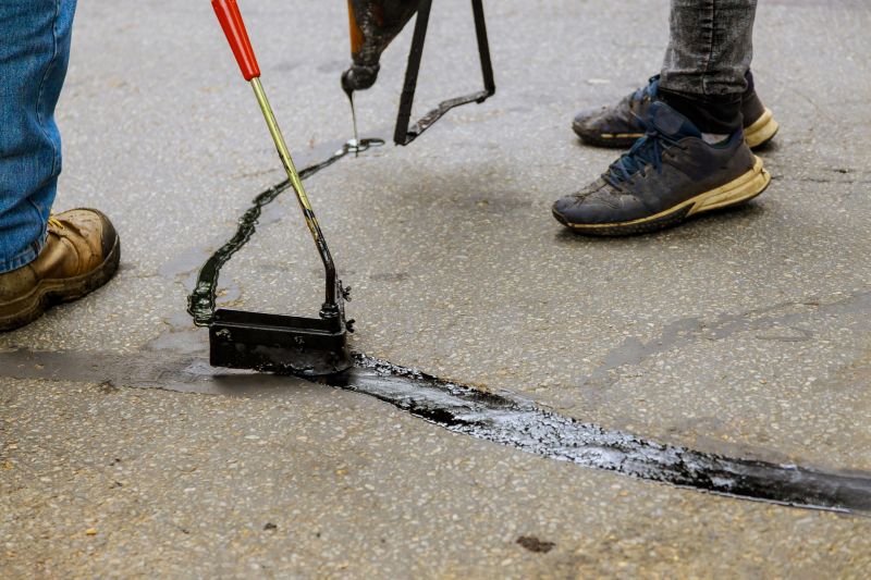 Asphalt Slurry Sealing in Tampa, FL